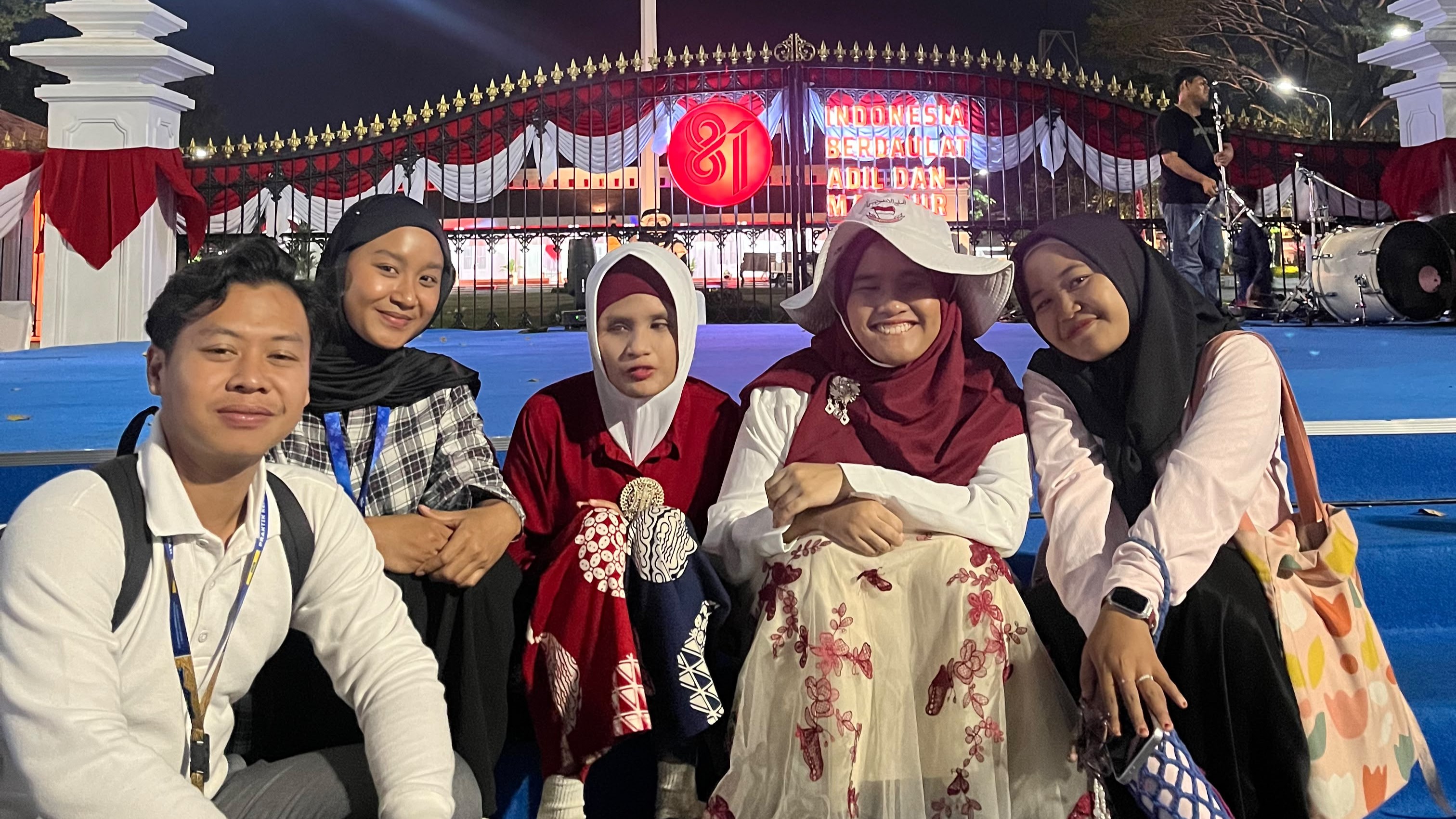 Foto Kebersamaan Penutup Parade Inklusi 2026